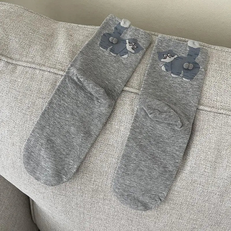 【N】 1 Pair Cartoon Cat Ladies Cotton Socks, Breathable and Comfortable for All Seasons  {ZYAT-1}